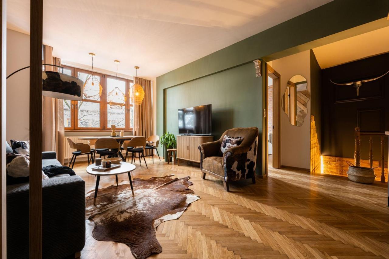 Apartment Krupowki Brama 27 *